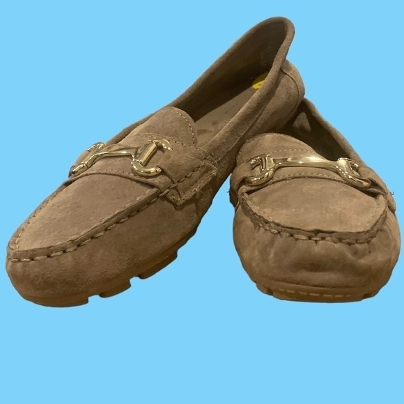 Cynthia Rowley Tan Suede Driving Shoes - Picture 4 of 11